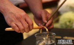 王水能溶解黃金嗎?"免費(fèi)"清洗黃金內(nèi)幕